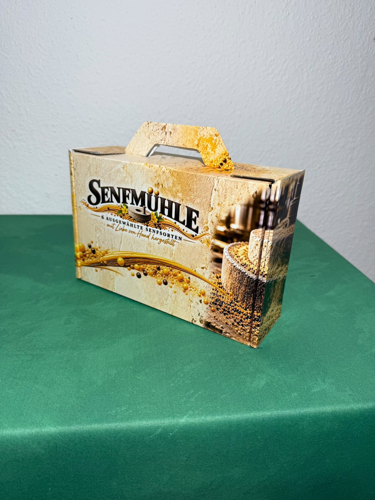 Senfmühle Geschenkbox, Seitenansicht